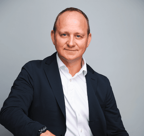 Giles Davies, Oncoplastic Breast Surgeon